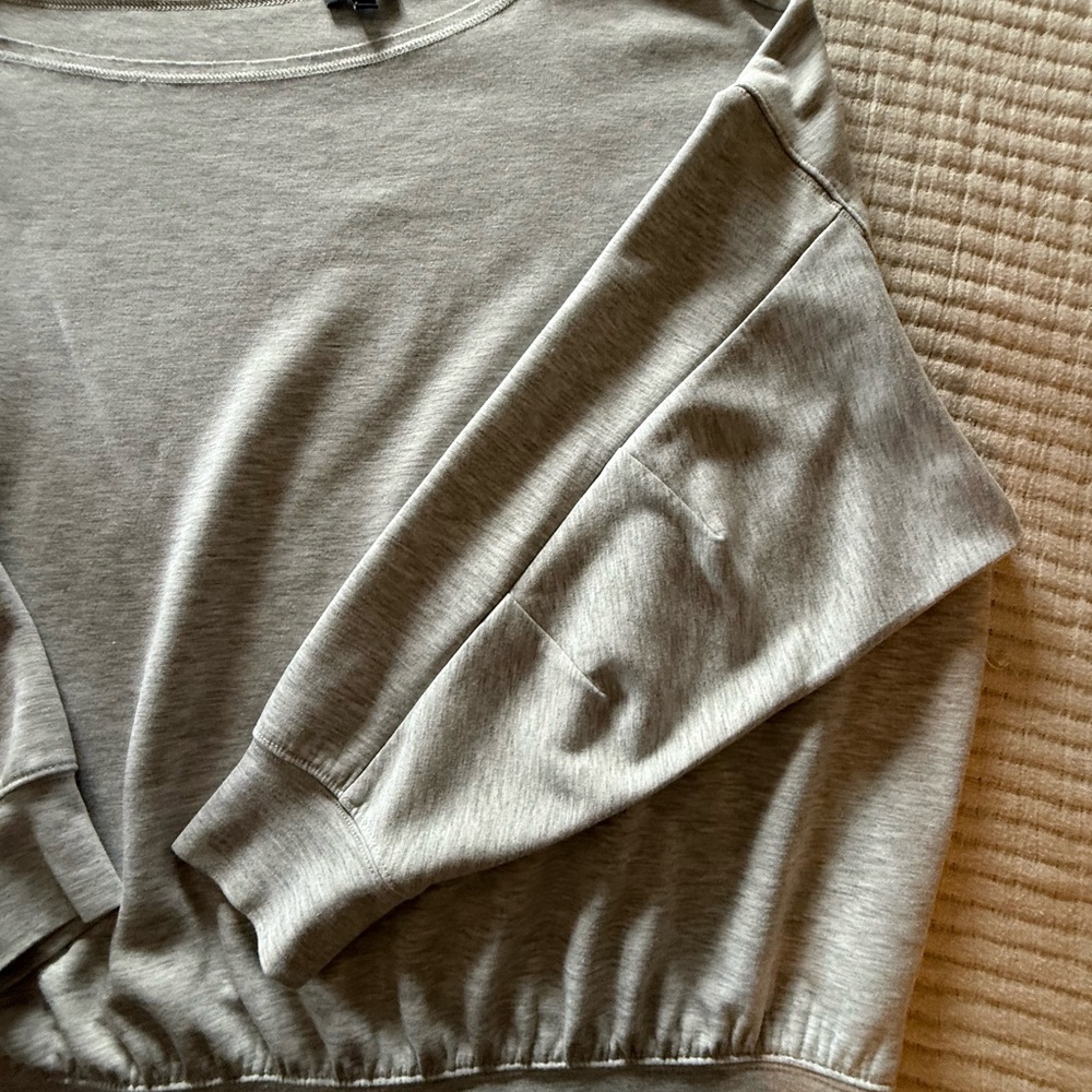 Express Off-Shoulder Light Gray Women's Knit Top - Picture 7 of 7